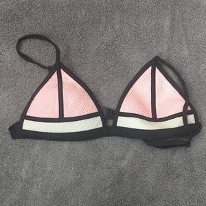 Triangl medium bikini top